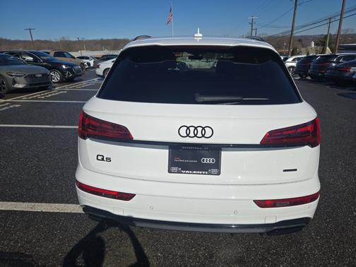 2023 Audi Q5 S line Premium Plus