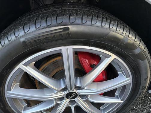 2024 Audi Q5 S line Prestige