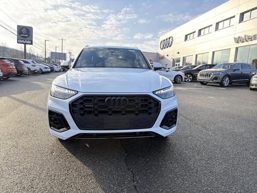 2024 Audi Q5 S line Prestige
