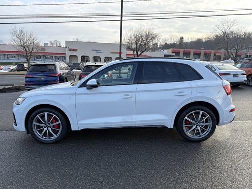 2024 Audi Q5 S line Prestige