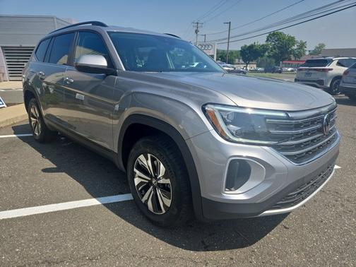 2025 Volkswagen Atlas 2.0T SE