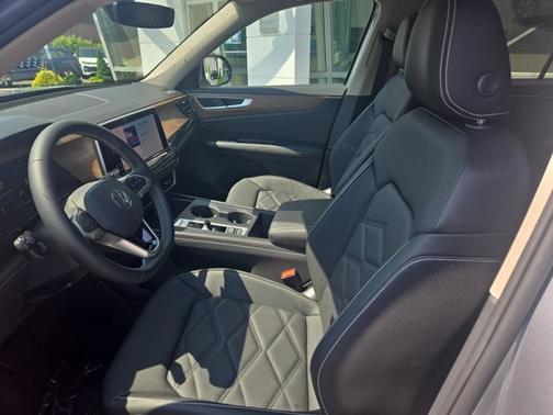 2025 Volkswagen Atlas 2.0T SE