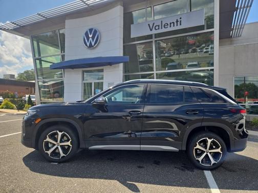 2025 Volkswagen Tiguan SE