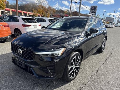 2025 Volvo XC60 Plus