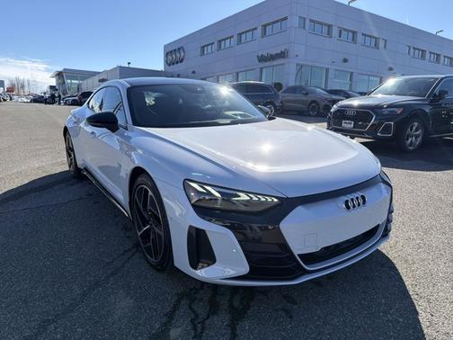2024 Audi RS e-tron GT 4DR QTRO