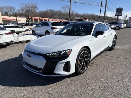 2024 Audi RS e-tron GT 4DR QTRO