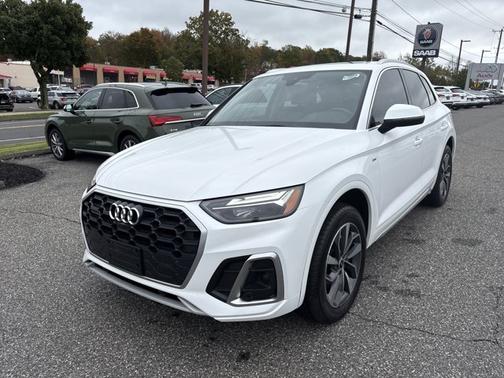 2023 Audi Q5 S line Premium Plus