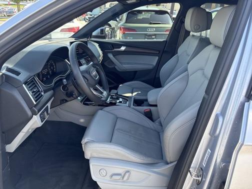 2025 Audi Q5 S line Premium Plus