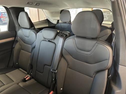 2025 Volvo EX90 Ultra