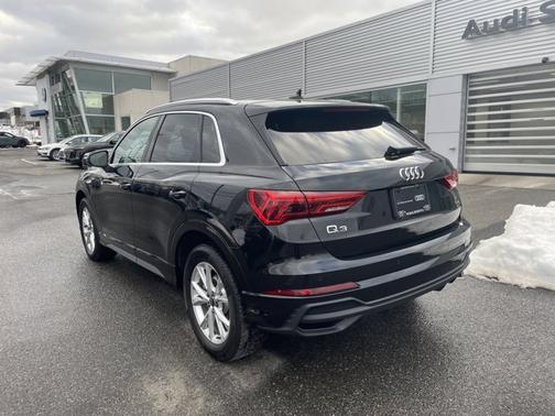 2025 Audi Q3 S line Premium Plus
