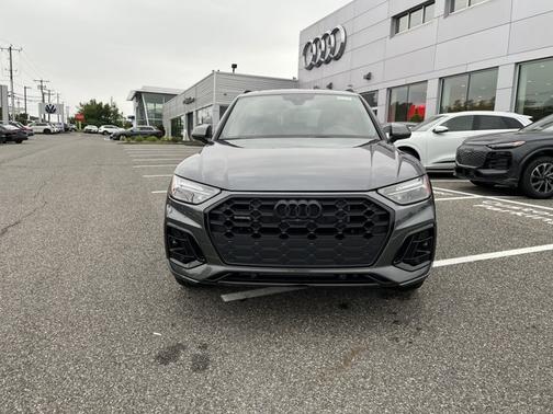 2024 Audi Q5 S line Premium Plus