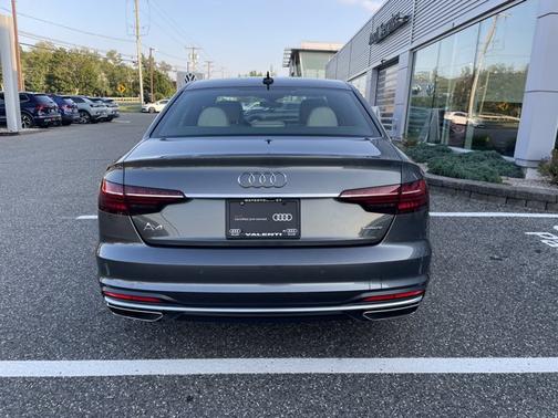 2023 Audi A4 S line Premium Plus