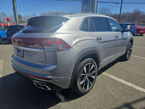 2025 Volkswagen Atlas Cross Sport 2.0T SEL Premium R-Line