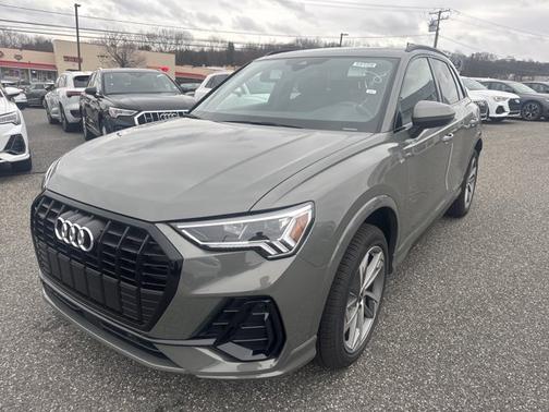 2025 Audi Q3 S line Premium