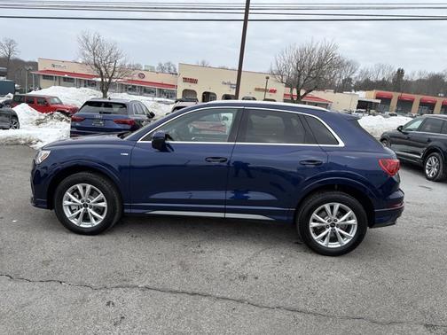 2025 Audi Q3 S line Premium