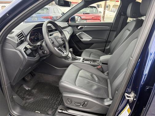 2025 Audi Q3 S line Premium