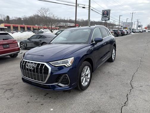 2025 Audi Q3 S line Premium