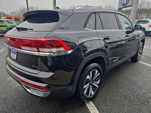 2025 Volkswagen Atlas Cross Sport 2.0T SE