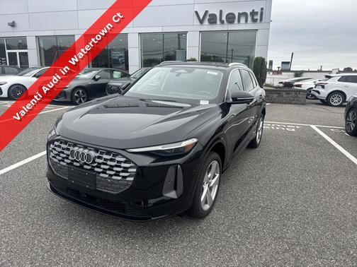 Mythos Black Metallic 2026 Audi Q5 Premium Plus