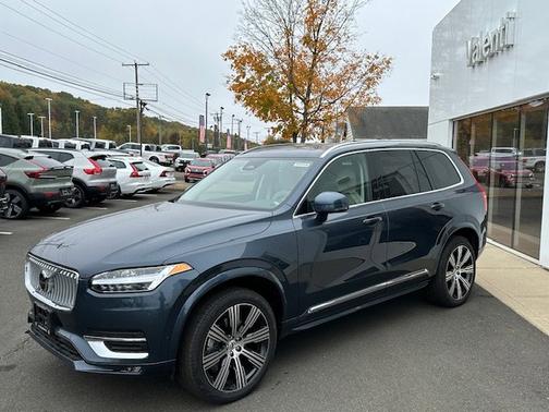 2025 Volvo XC90 Plus