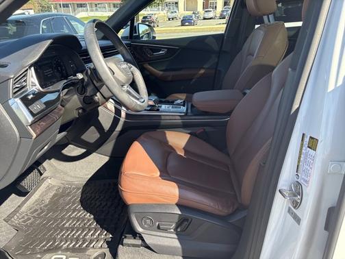 2022 Audi Q7 Premium