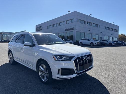 2022 Audi Q7 Premium