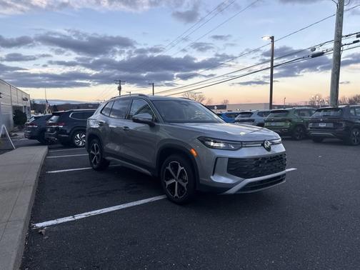 2025 Volkswagen Tiguan SE