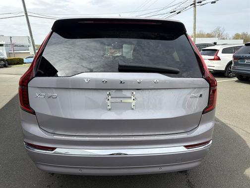 Aurora Silver 2026 Volvo XC90 Ultra