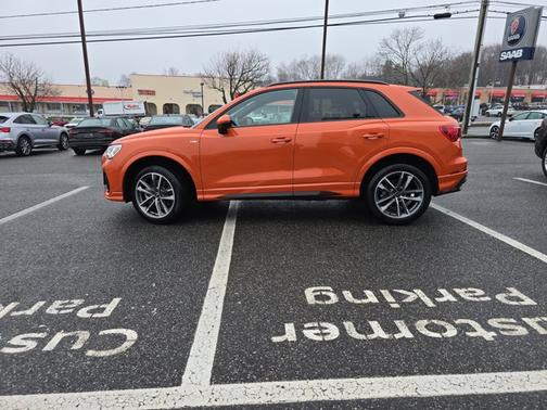 2024 Audi Q3 S line Premium