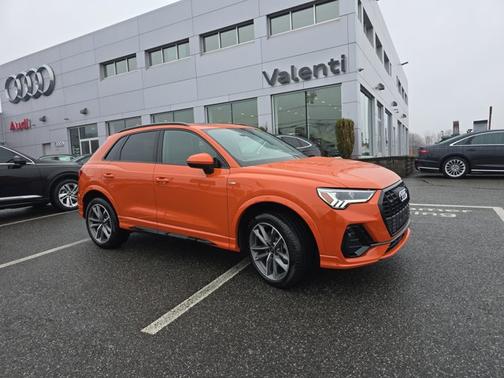 2024 Audi Q3 S line Premium