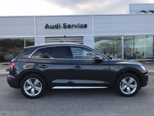 2018 Audi Q5 2.0T Premium Plus