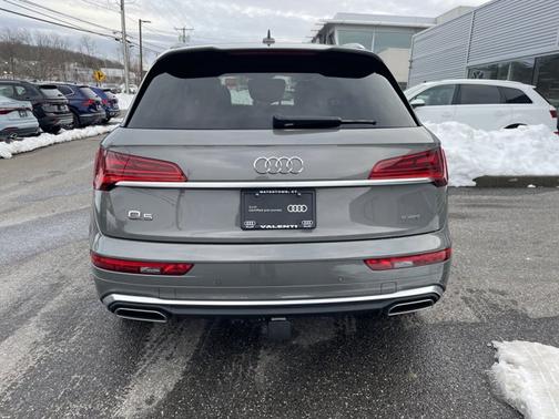 2023 Audi Q5 S line Premium Plus