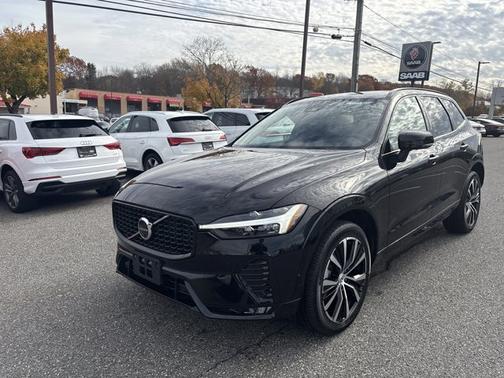 2025 Volvo XC60 Plus