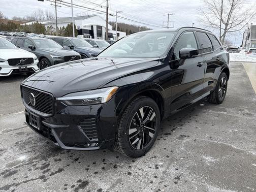 2026 Volvo XC60 Plus