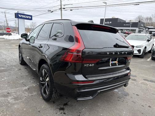2026 Volvo XC60 Plus