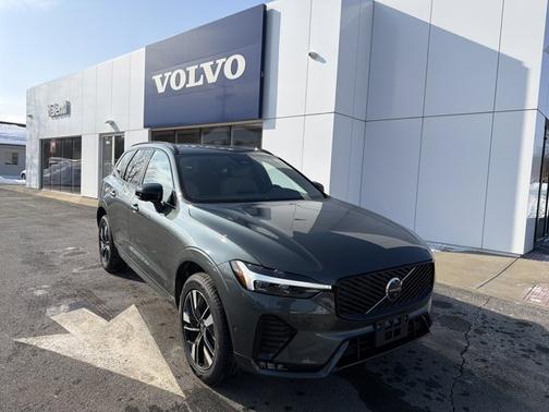 2026 Volvo XC60 Plus