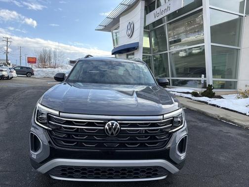Pure Gray 2026 Volkswagen Atlas 2.0T Peak Edition SUV