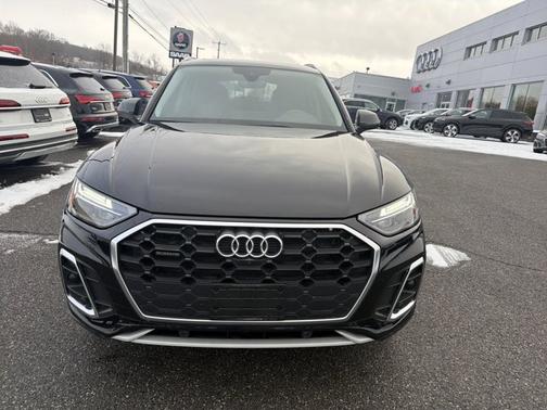 2023 Audi Q5 S line Premium Plus