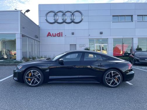 2023 Audi RS e-tron GT 4DR QTRO