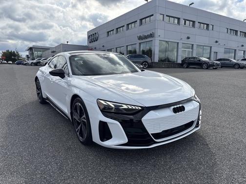 2023 Audi e-tron GT Prestige