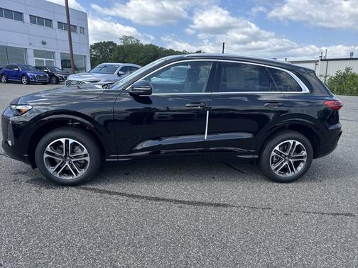 2025 Audi Q5 Premium