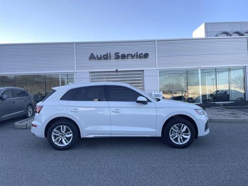 2023 Audi Q5 S line Premium