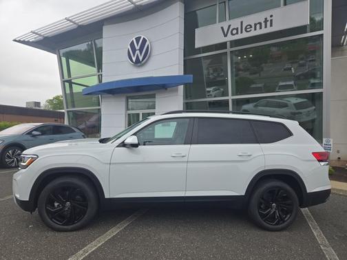 2022 Volkswagen Atlas 2.0T SE w/Technology