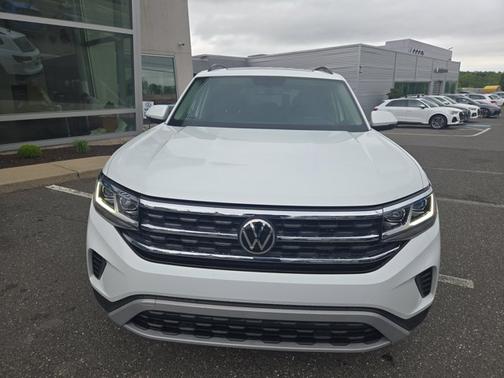 2022 Volkswagen Atlas 2.0T SE w/Technology
