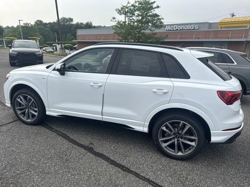 2025 Audi Q3 S line Premium