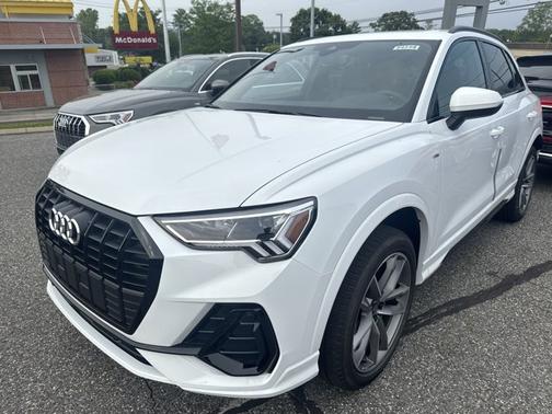 2025 Audi Q3 S line Premium