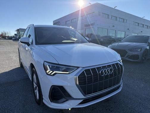 2025 Audi Q3 S line Premium