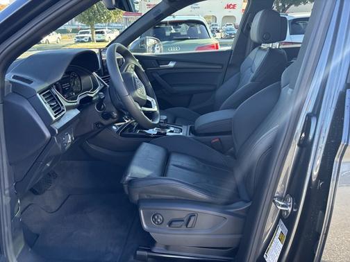 2025 Audi Q5 S line Premium Plus