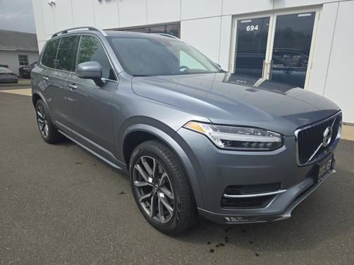 2019 Volvo XC90 T5 Momentum