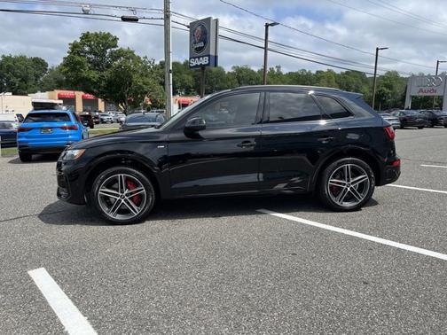 2024 Audi Q5 S line Prestige